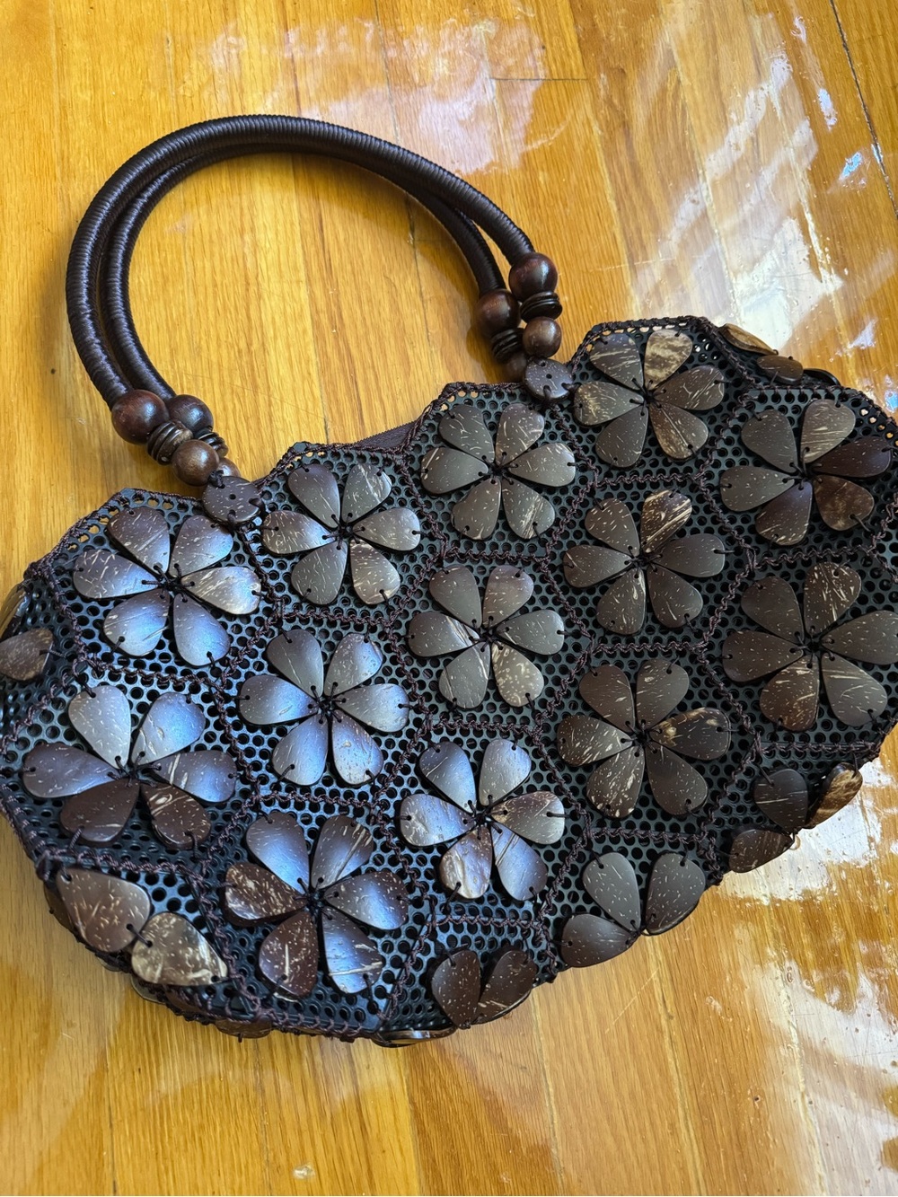 Retro Beachy Resort Floral Coconut Shell Shoulder Handbag in Dark Brown